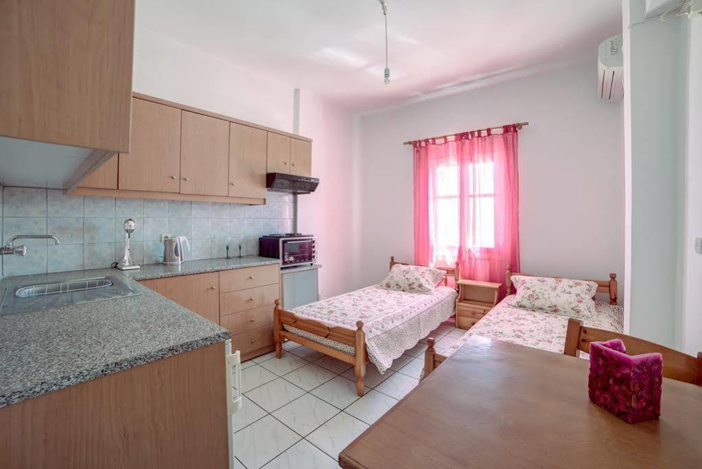 Thalia Apartments Fira  Luaran gambar